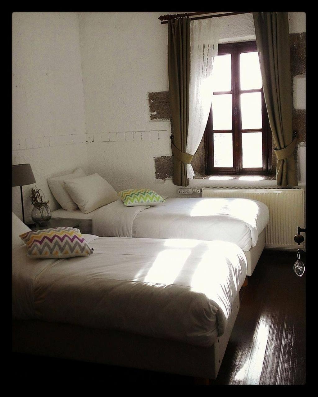 Assos Bohemian Hotel Buitenkant foto